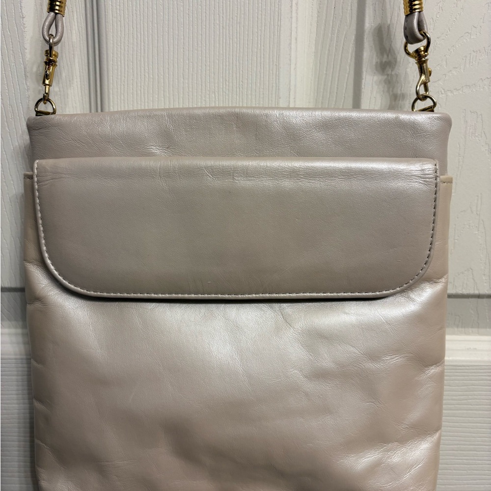Concepts Full Grain Leather Crossbody Bag